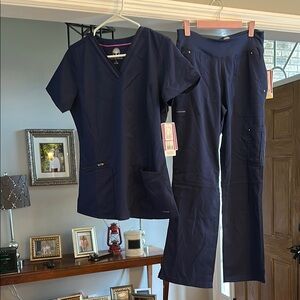 Healing Hands navy scrub set. NWT